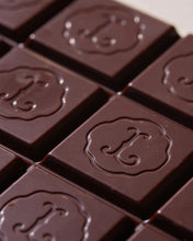 Load image into Gallery viewer, LEONE - Chocolate - Tavoletta dark chocolate 80%