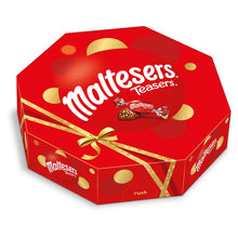 Load image into Gallery viewer, Maltesers Chocolate Centerpiece 335 gr